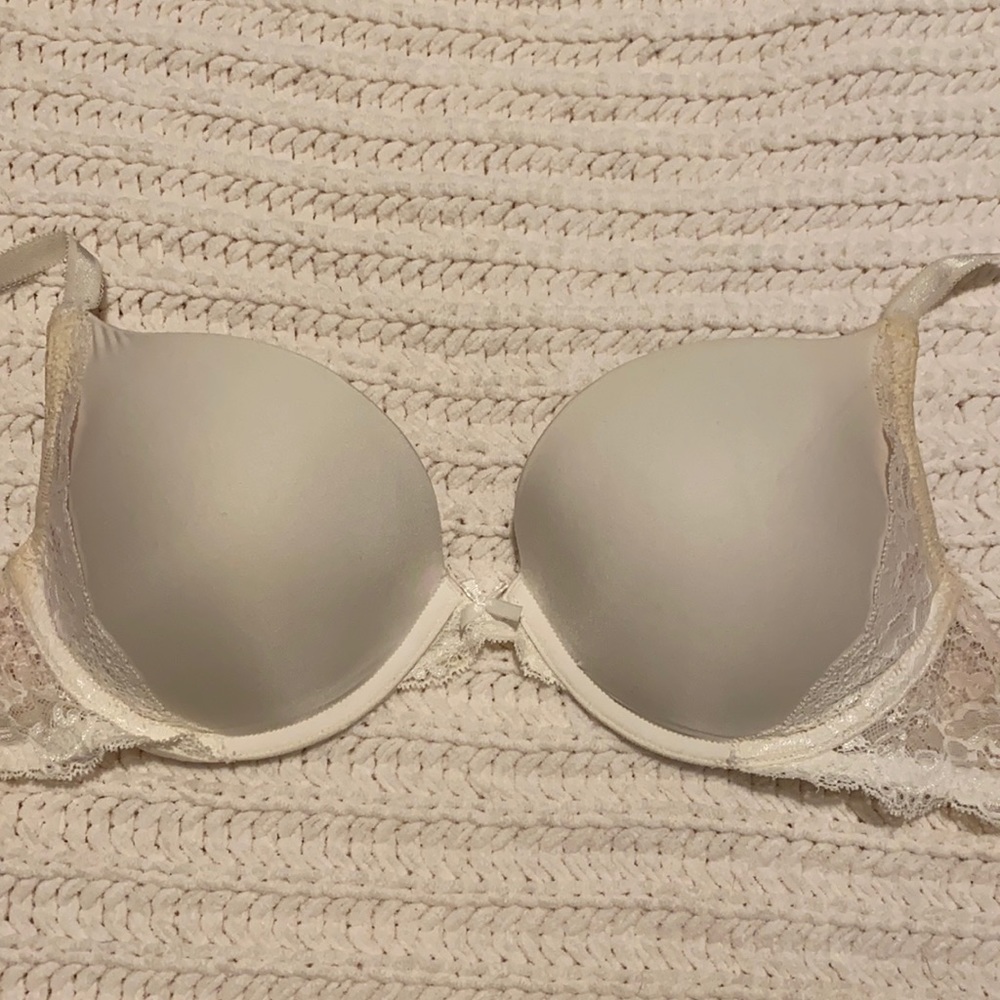 Victoria’s Secret Dream Angels Push-Up Bra